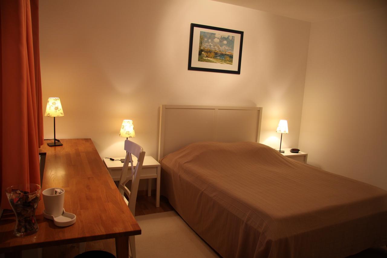 Hotel Les Charmilles De Mormal Landrecies Номер фото